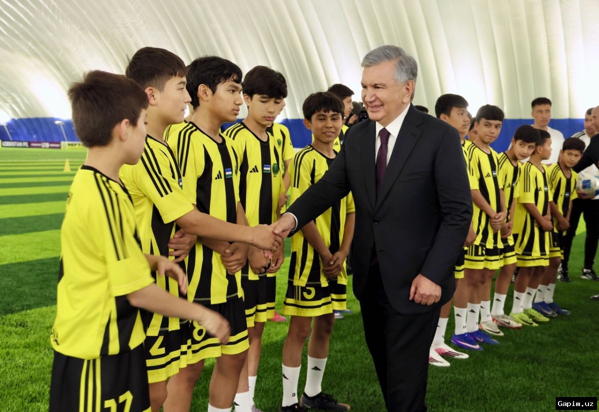 ⚽️🏟️ President Mirziyoyev visits children's football academy in Fergana, stresses fair selection and modern conditions