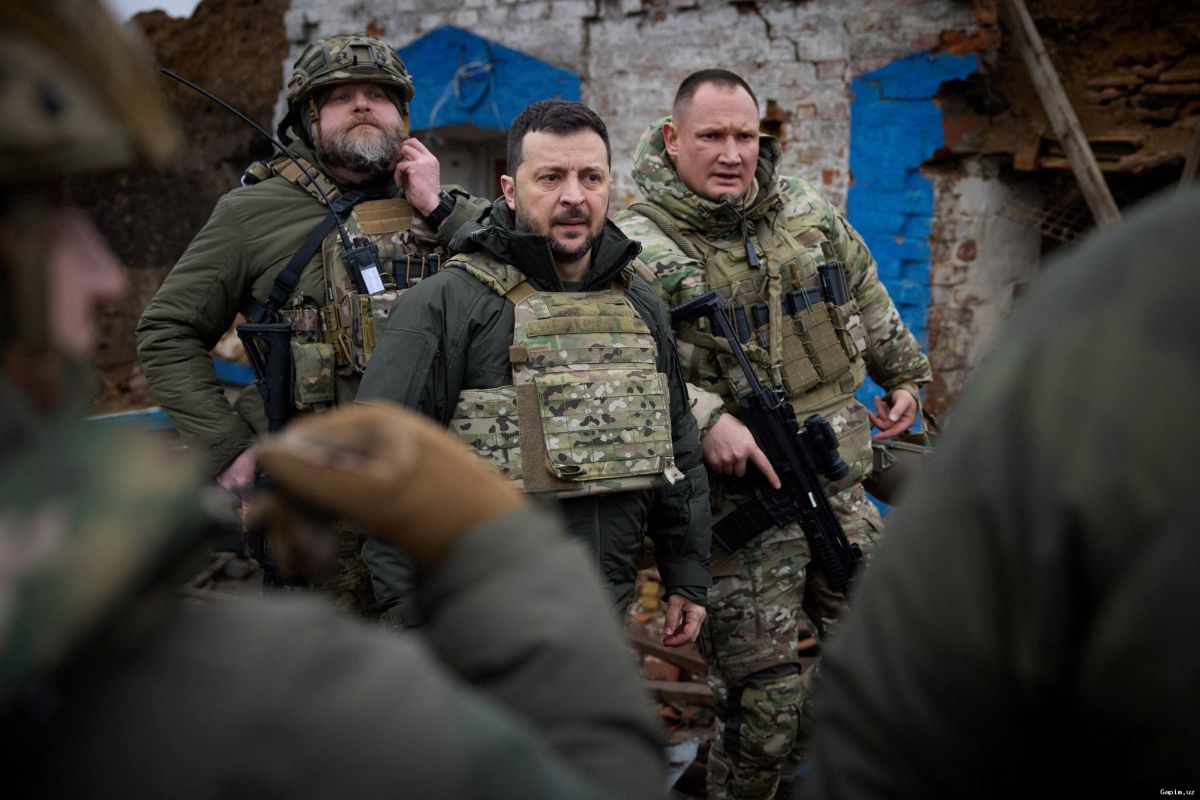 ⚔️🔄 Zelenskyy Visits Eastern Front as Ukraine and Russia Swap 500 Prisoners of War