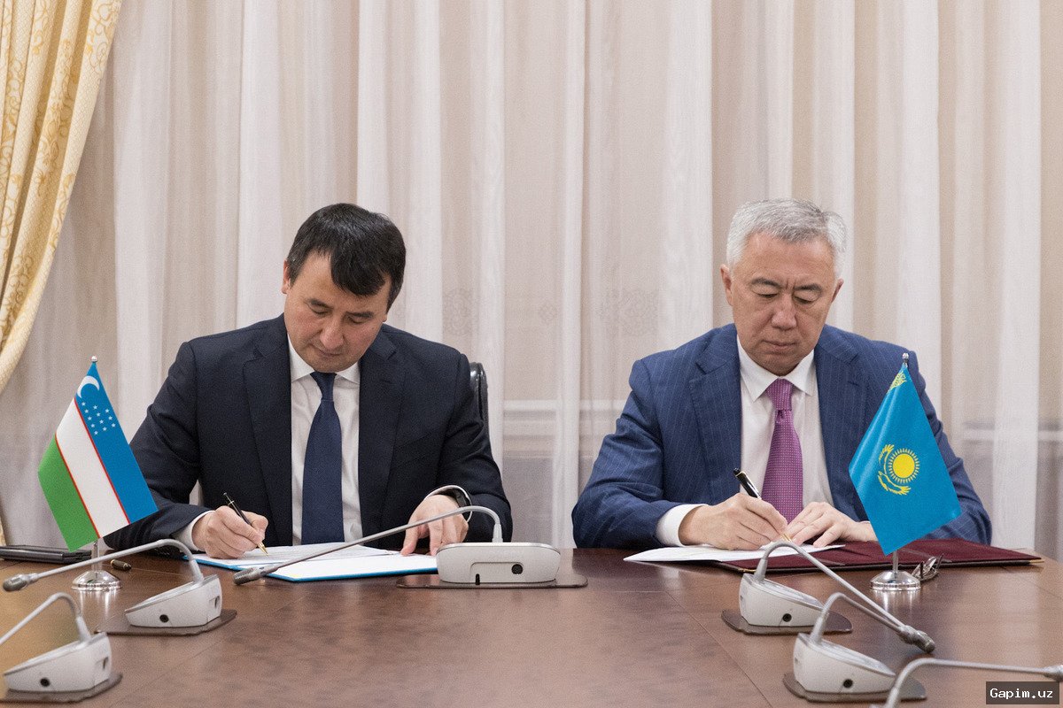 🌍⚖️ Узбекистан и Казахстан: Введены повторные таможенные платежи на казахстанскую сельхозпродукцию