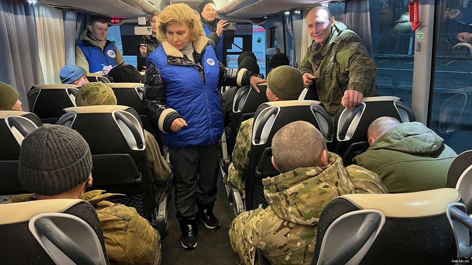 ⚖️🕊️ Ukraina va Rossiya 200-200 harbiy asirni ozod qildi, tinchlik muzokaralari to‘xtab qoldi