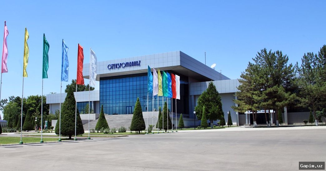 🏛️📈 Prezident Farg‘ona Expo xalqaro ko‘rgazma markazi faoliyati bilan tanishdi