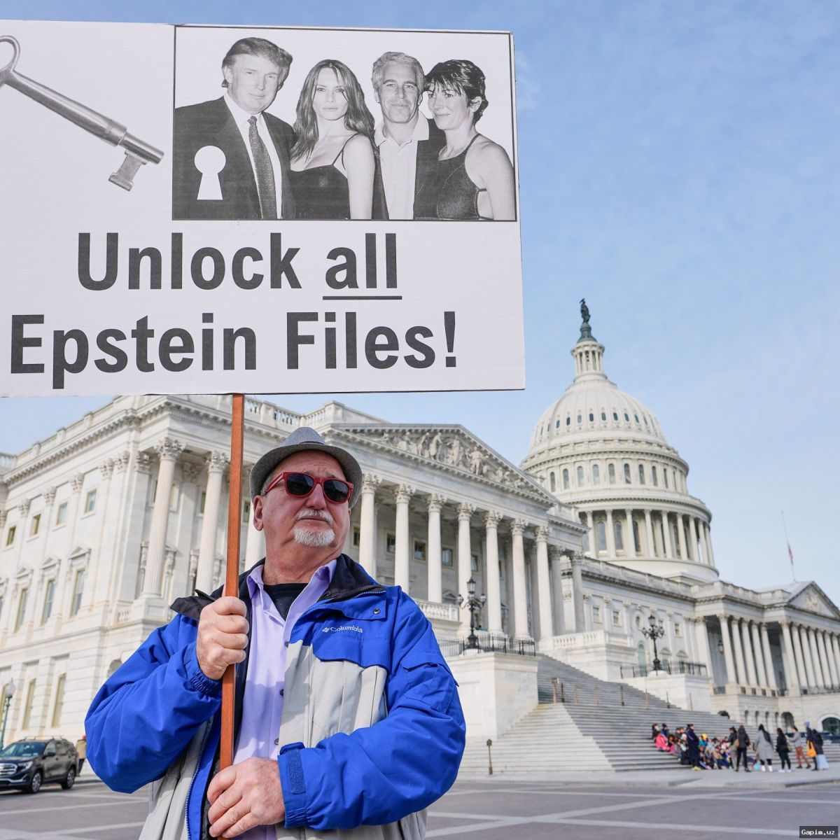 📄🔍 US Justice Department Releases Additional Epstein Files with Uncorroborated Allegations Against Trump