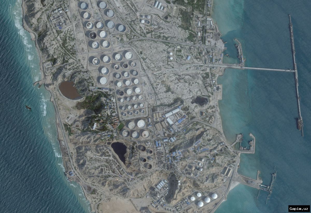 ⚔️🛢️ US President Trump Warns of Potential Action Against Iran's Kharg Island