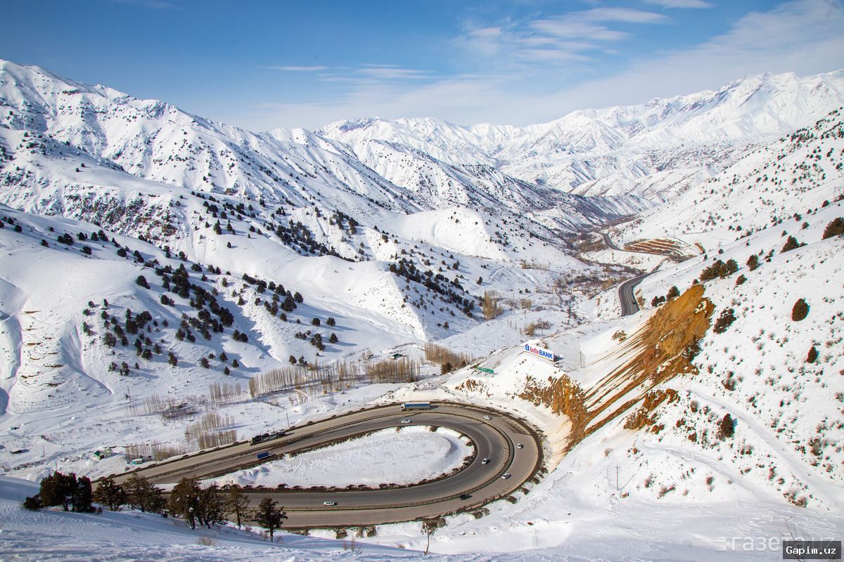 🚨🚗 ДТП на перевале Камчик: автомобиль Damas съехал в кювет