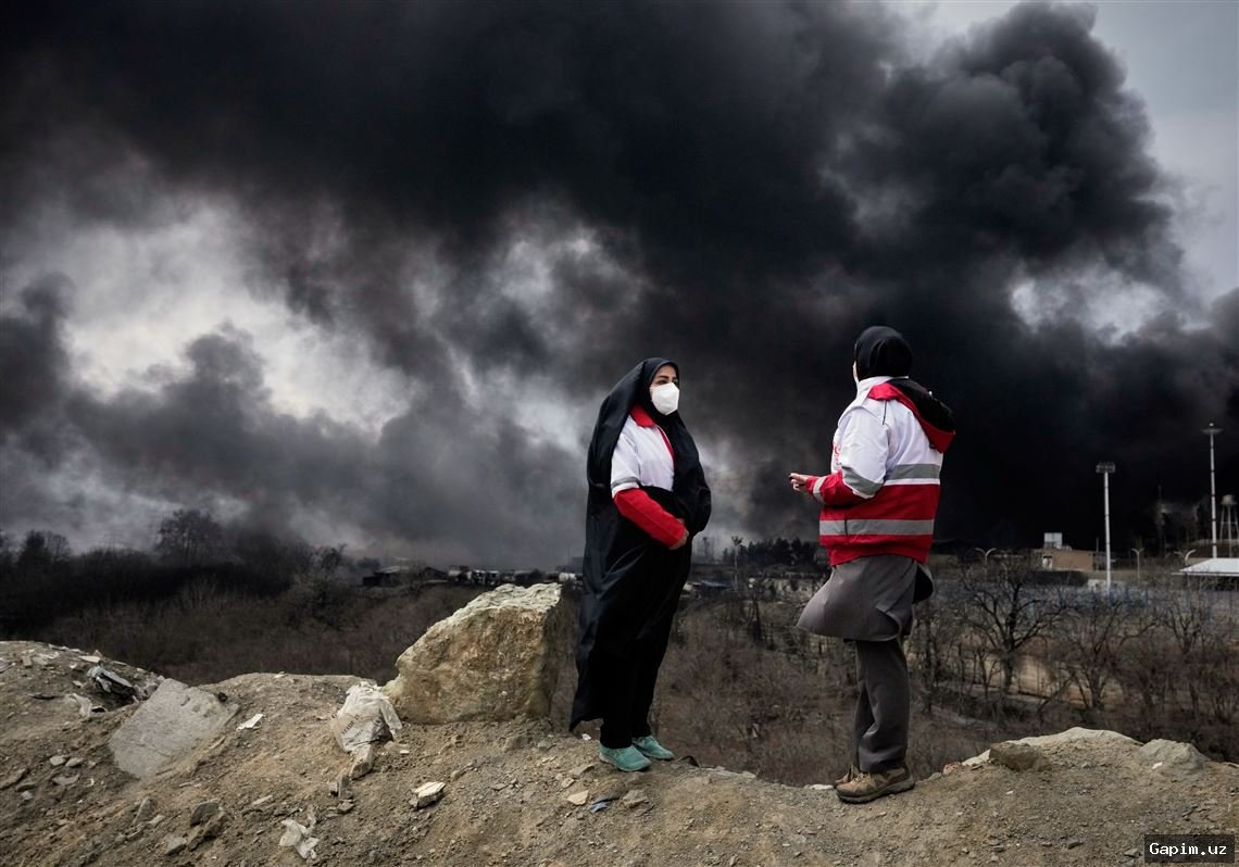 💥🛡️ Projectile Strike in Saudi Arabia Kills Two as Iranian Counterattacks Escalate in Gulf Region