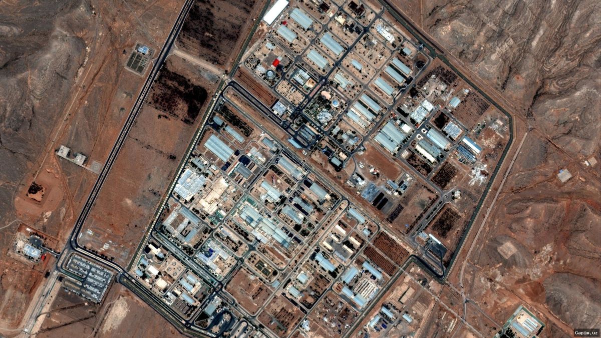 ⚔️💥 US and Israel Strike Iran's Isfahan, Killing at Least 15 as Conflict Escalates