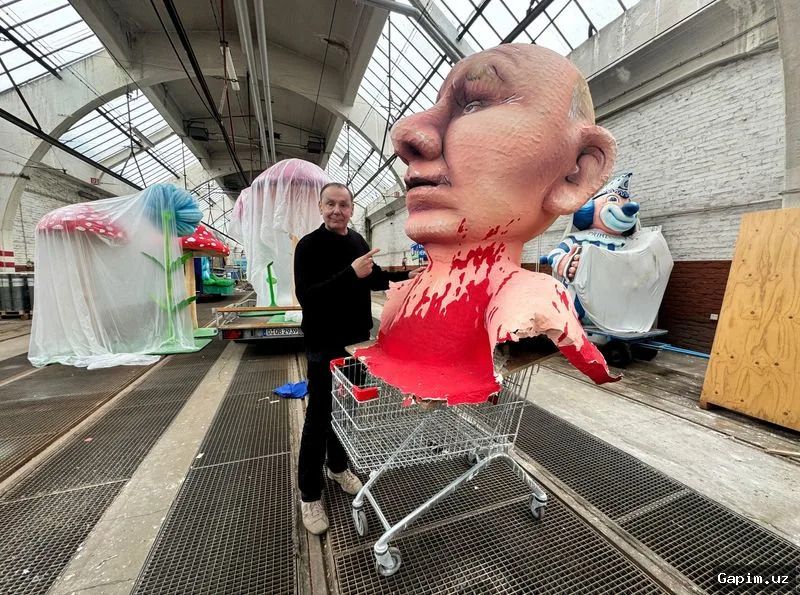 ⚖️🎭 German Sculptor Sentenced by Russia: 'Regime Scared of Cardboard Figures'