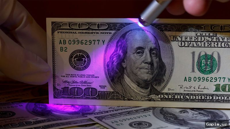 💵🚨 Chustda soxta dollar savdosiga chek qo‘yildi