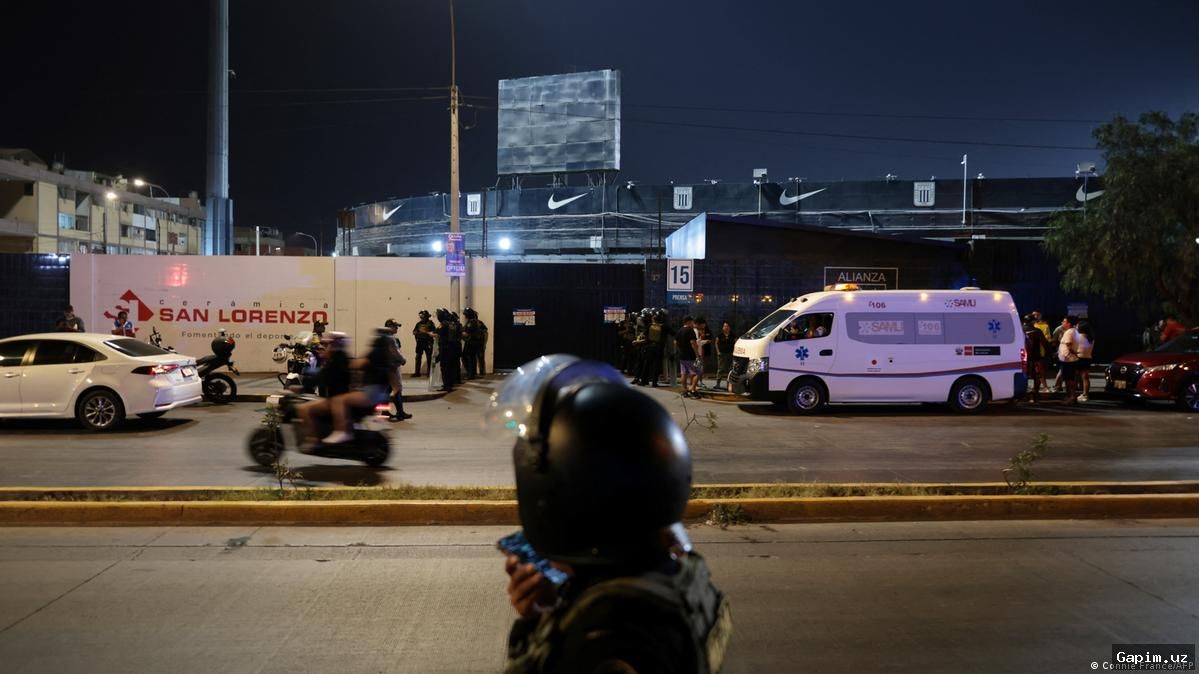 ⚽️🚨 Трагедия на стадионе в Лиме: один погибший и 60 пострадавших в давке футбольных болельщиков