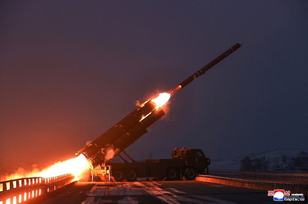 🚢💥 North Korean Leader Kim Jong Un Oversees 'Strategic Cruise Missile' Tests from New Naval Destroyer