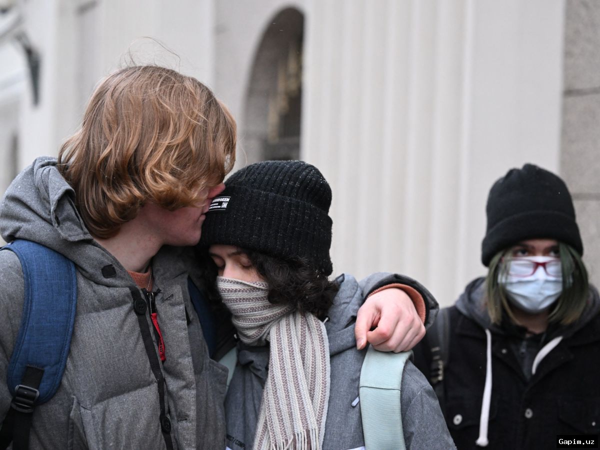 🎬🚫 Russian Court Bans Oscar-Winning Documentary 'Mr Nobody Against Putin'