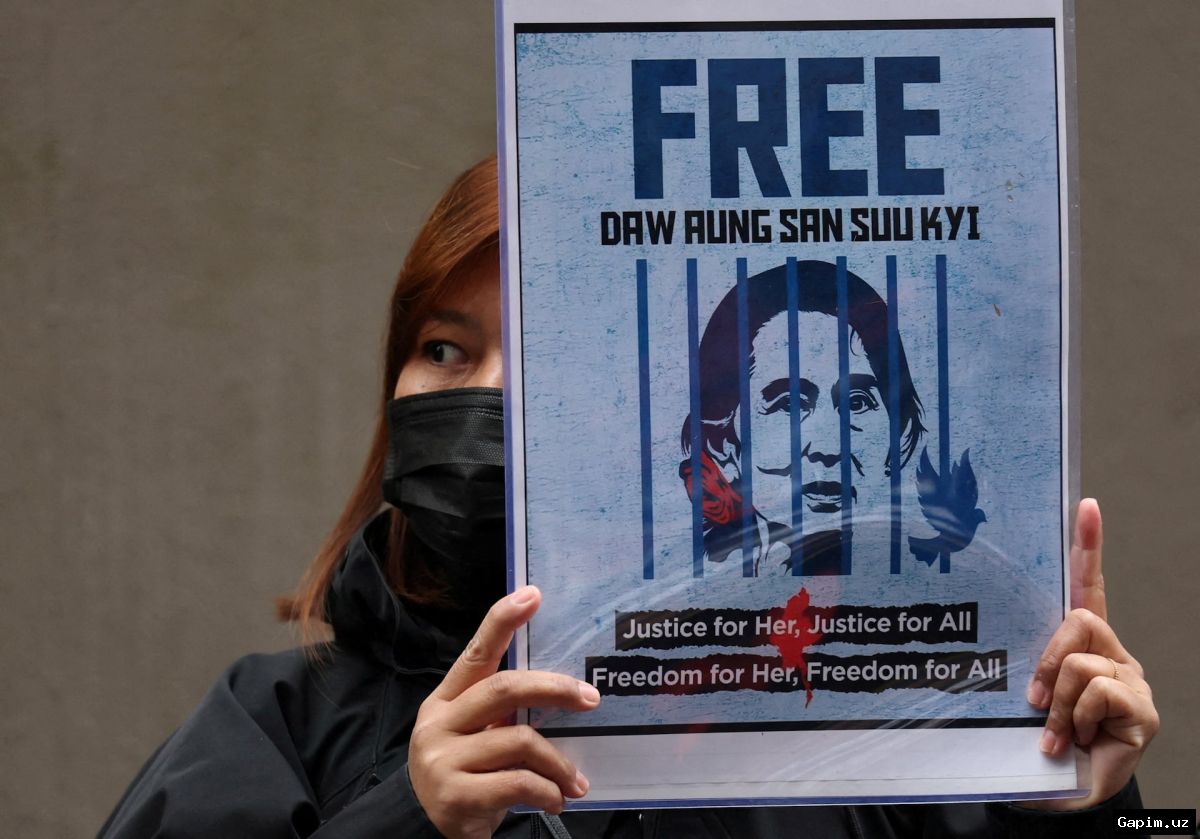 🇲🇲⚖️ Myanmar president reduces all prisoners' sentences, including Aung San Suu Kyi