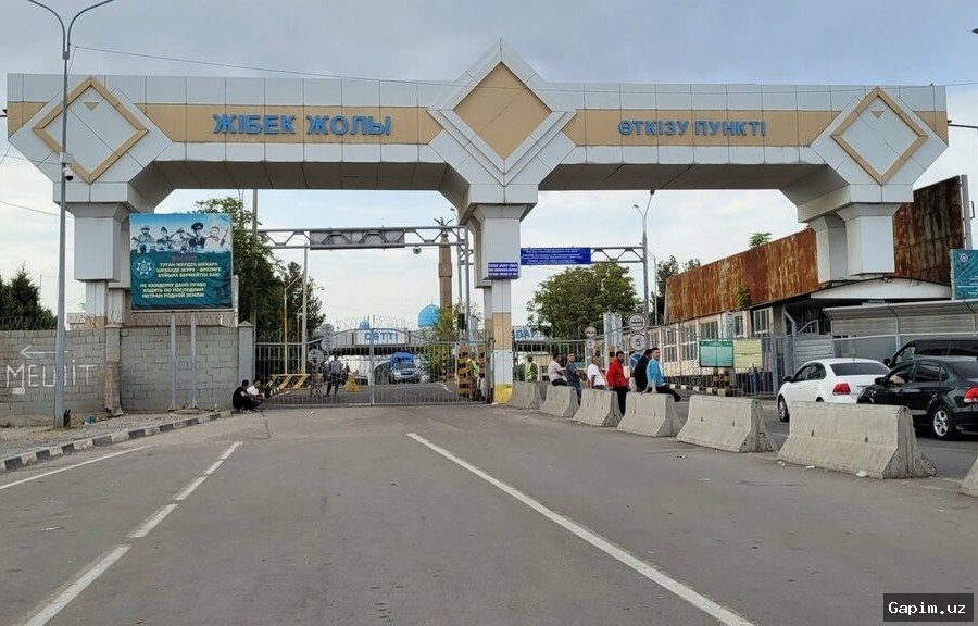 🚛🌉 Uzbekistan-Kazakhstan Border Crossing Reopens After Renovation