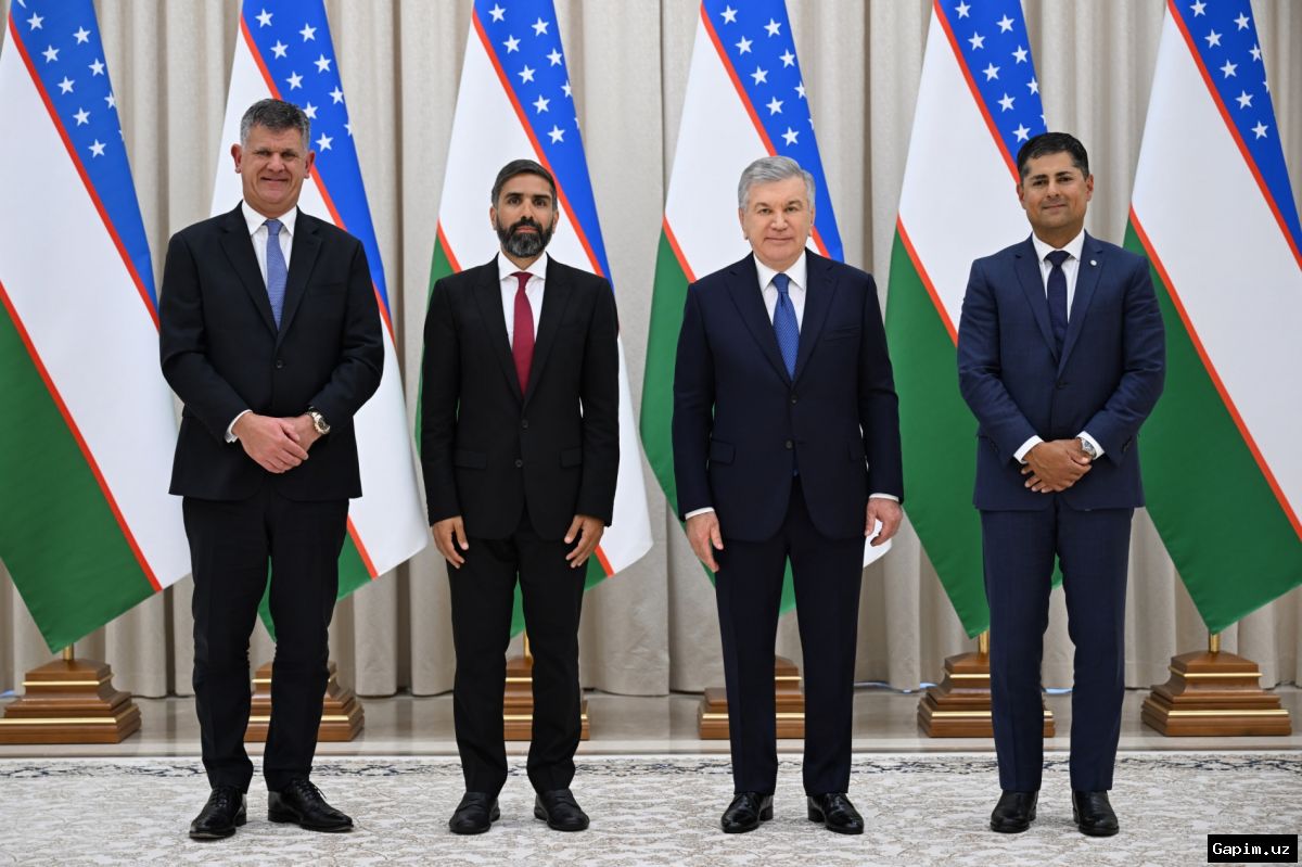 ⚡️🤝 Шавкат Мирзиёев принял глав SOCAR и British Petroleum
