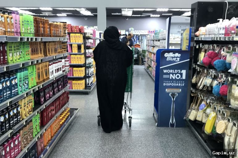 🛡️🚢 Qatar Customs Chief: No Reason to Fear Goods Shortages or Supply Chain Disruptions Despite Regional Tensions