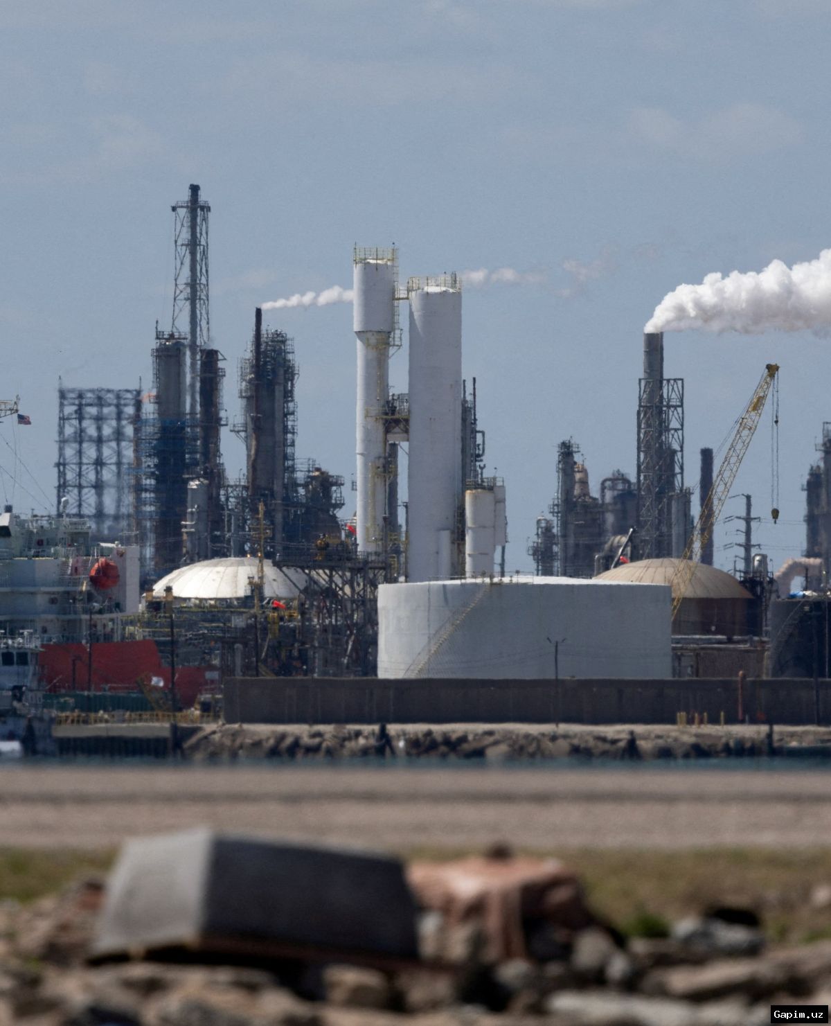 ⚓️⛽️ Trump Extends Jones Act Waiver for 90 Days to Curb Energy Costs Amid Iran War