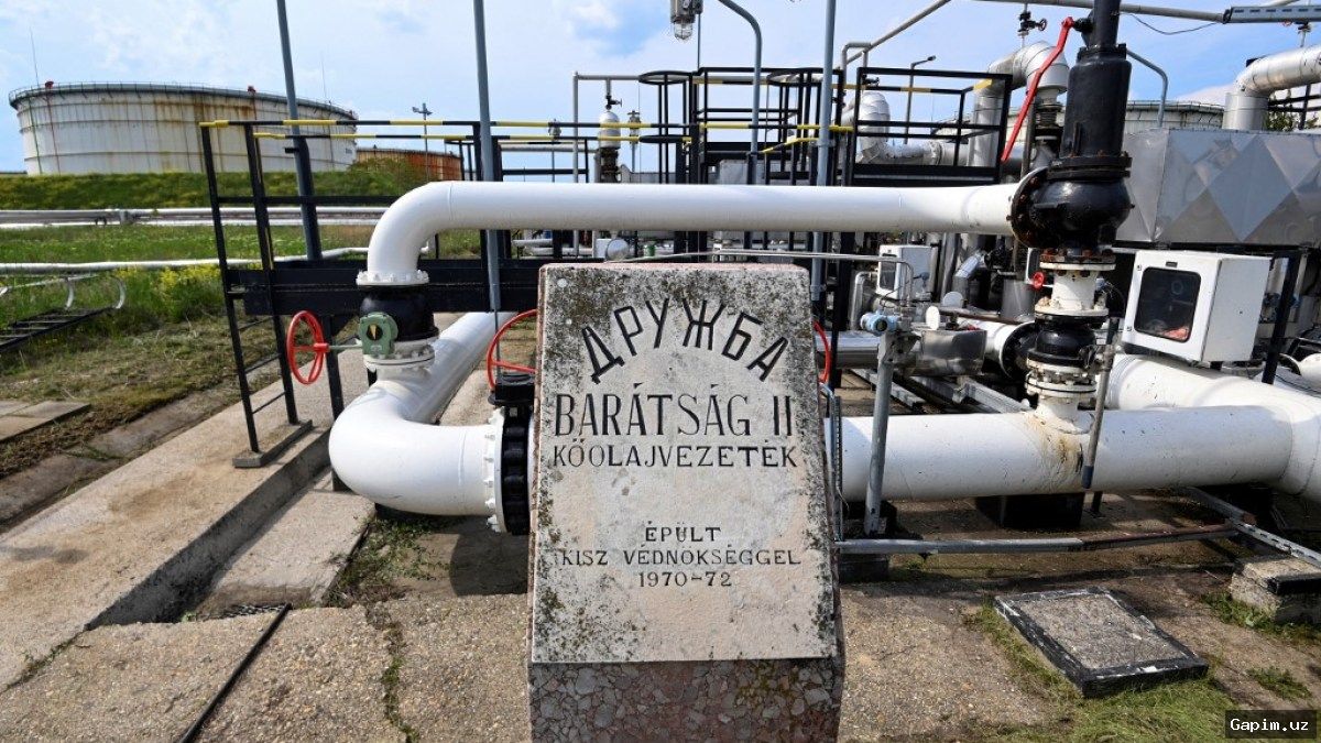 ⚡️💰 ЕС выделил Украине кредит в 90 млрд евро, но Венгрия и Словакия продолжают получать российскую нефть