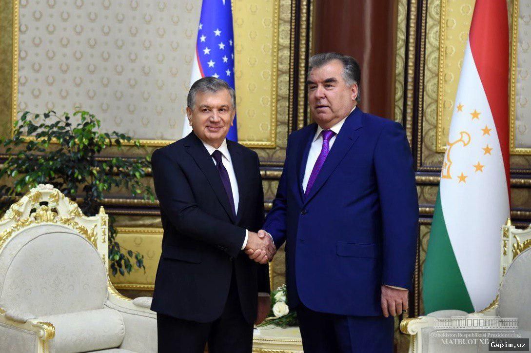🤝🏛️ Shavkat Mirziyoyev Participates in Second Day of Uzbekistan-Tajikistan Summit in Bukhara