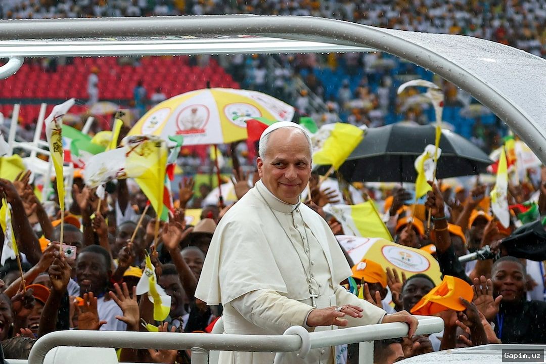 ✝️🌍 Pope Leo XIV calls for peace and justice during Africa tour