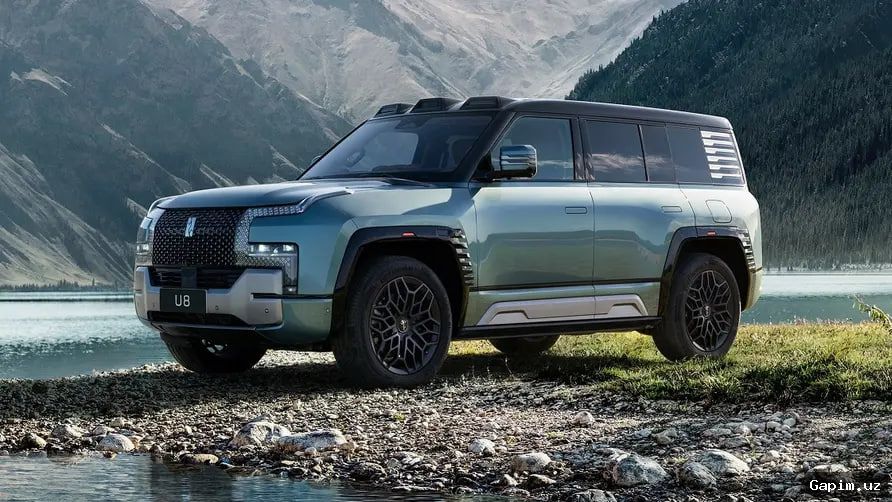 🚗📸 В Ташкенте показали служебный автомобиль «Волга» времен работы Шавката Мирзиёева хокимом