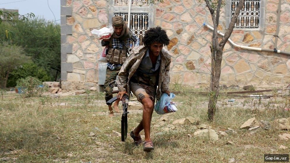 💔🎒 В Йемене снайпер убил 14-летнего ребенка по пути в школу в Таизе