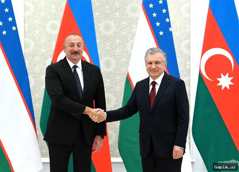 🎉🤝 Shavkat Mirziyoyev Ozarbayjonni Mustaqillik kuni bilan tabrikladi