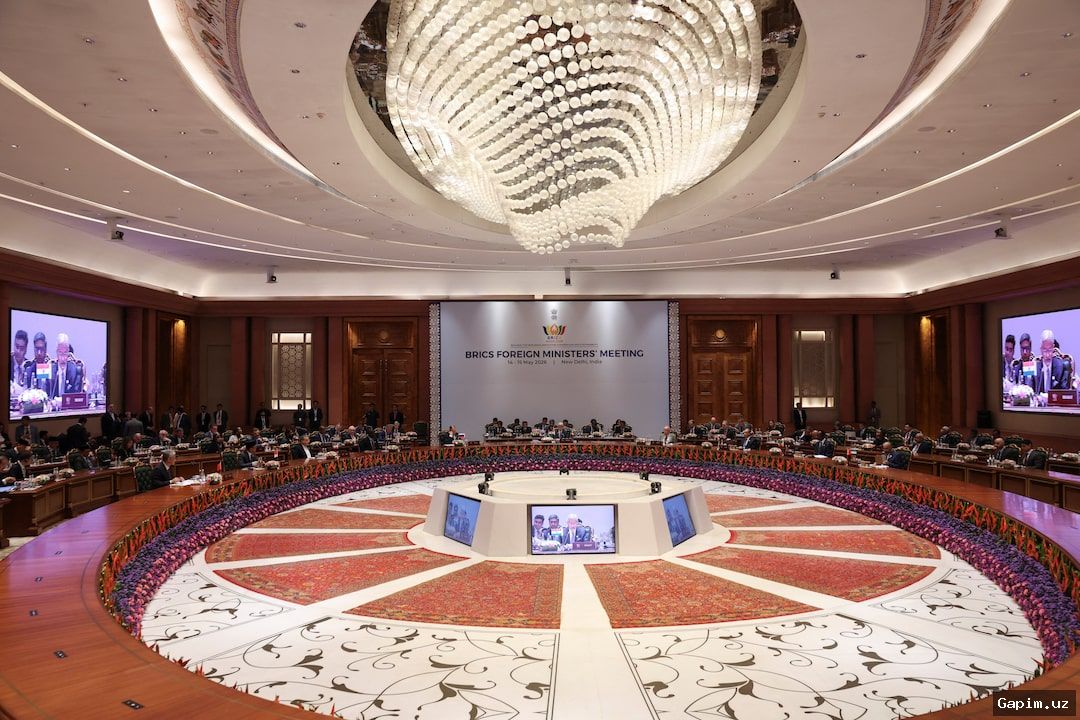 🌍🤝 BRICS foreign ministers meet in India amid Gulf tensions and oil supply disruptions