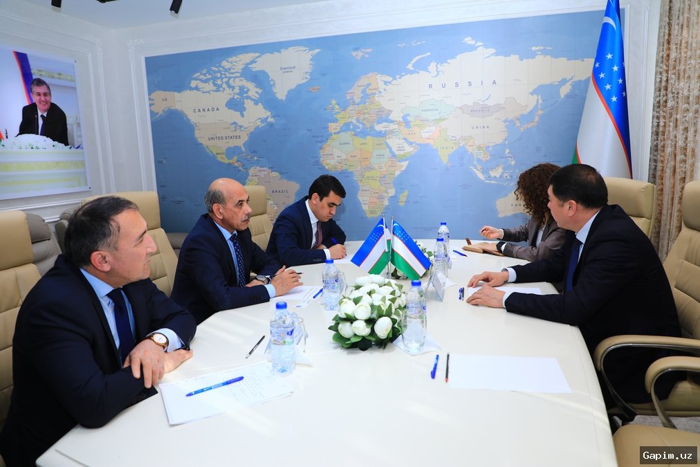 Rahmat va Asia Alliance Bank to'lovlarni qabul qilish sohasida hamkorlik memorandumi imzoladilar