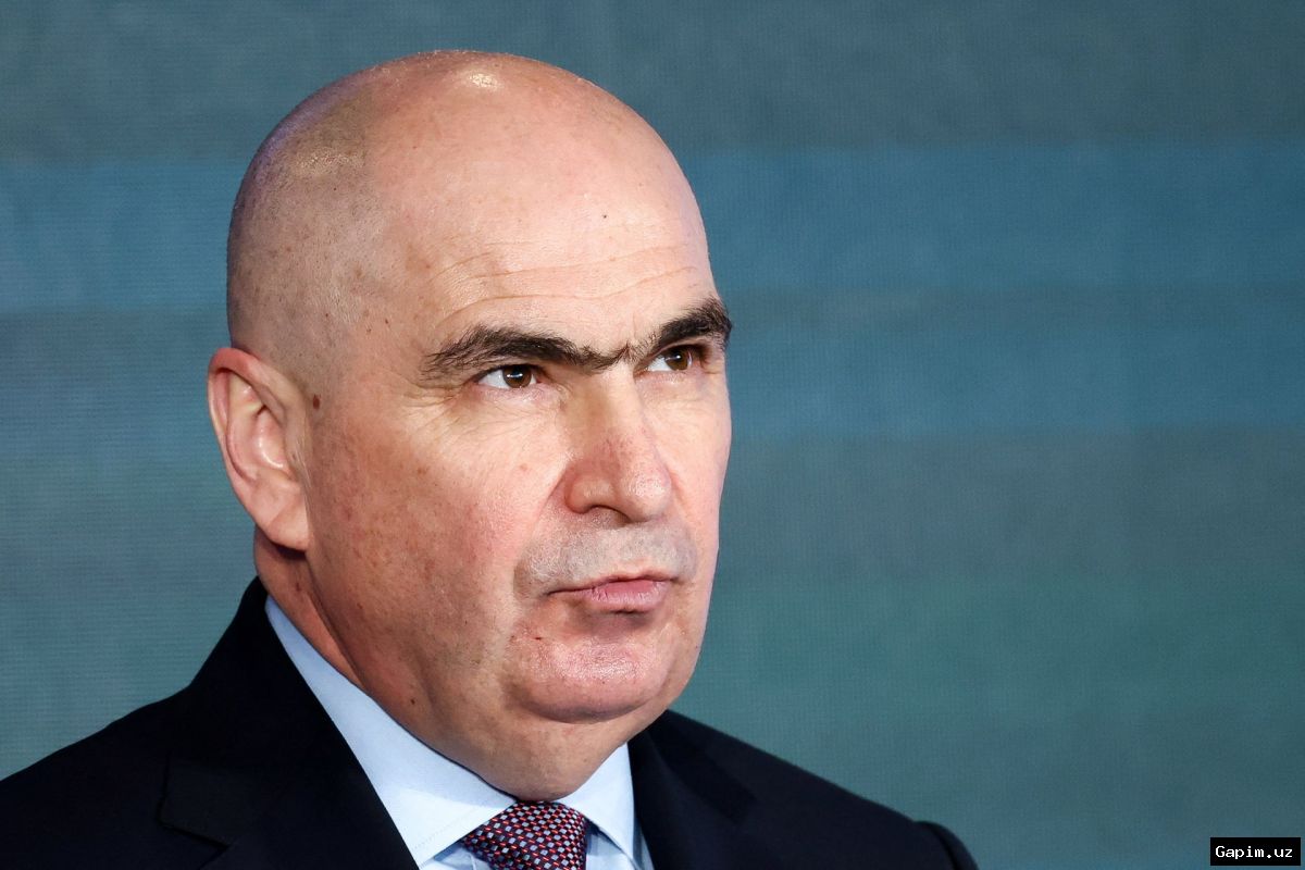 🇷🇴🏛️ Romania's pro-European coalition collapses after no-confidence vote, raising fiscal crisis fears