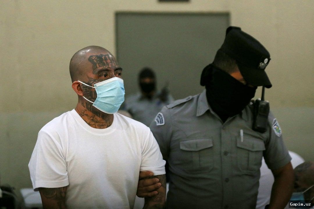 ⚖️👮 El Salvador Enacts Law Allowing Life Imprisonment for Minors as Young as 12