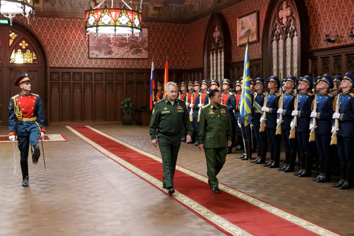 ✈️💀 How Russian Military Aid Is Shifting Myanmar's Civil War