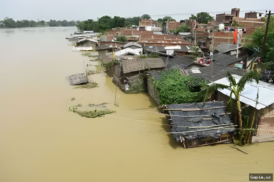 🌊🏚️ Floods in India: Marginalized Communities Face Double Blow from Climate and Policy