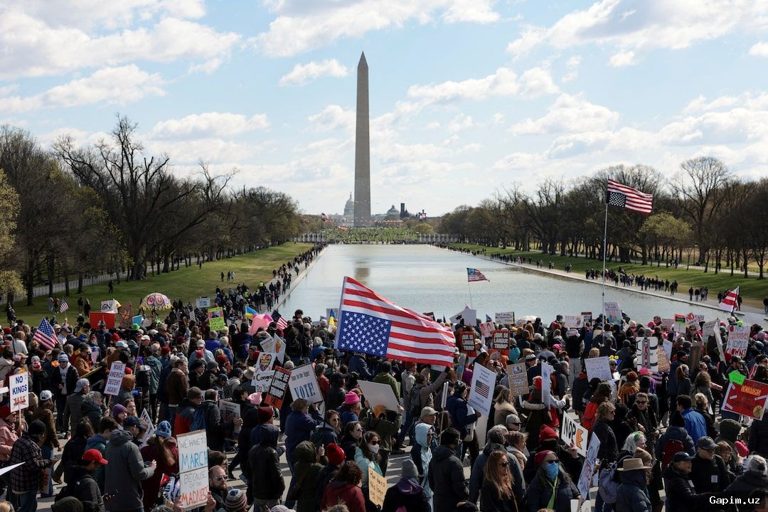 ⚖️🗽 'No Kings' Protests in US: Alleged Democratic Backsliding and Anti-Trump Dissent