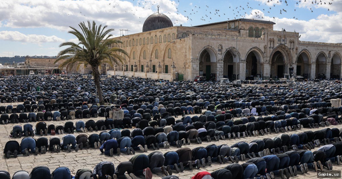 🕌🚫 Eight Arab and Islamic States Condemn Israel's Closure of Al-Aqsa Mosque