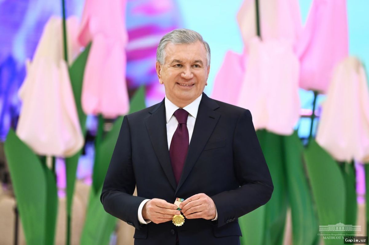 👩‍💼🏆 Prezident Shavkat Mirziyoyev Xalqaro Xotin-qizlar kuni munosabati bilan ayollarning muvaffaqiyatlarini ta'kidladi