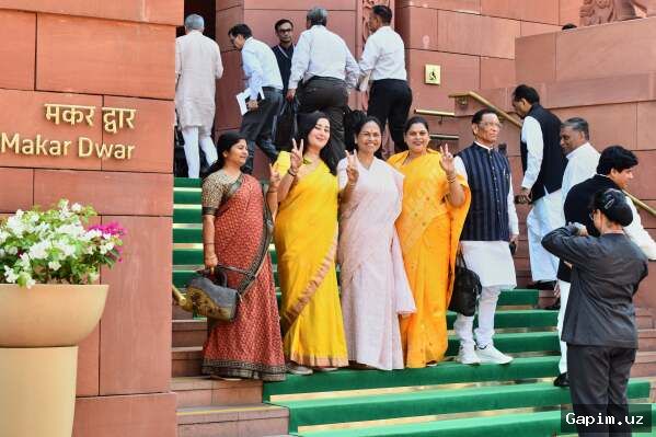 👩⚖️🇮🇳 Indian Parliament Debates Key Bills on Women's Quota and Electoral Boundary Overhaul