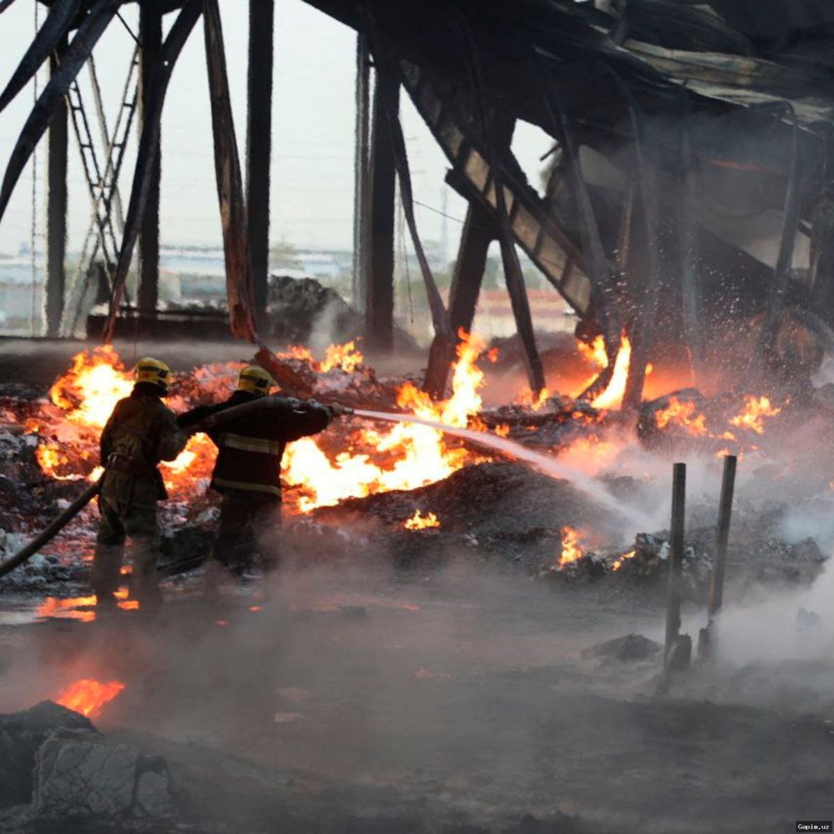 🔥🏗️ Fire at Construction Site in Tashkent: Causes and Response