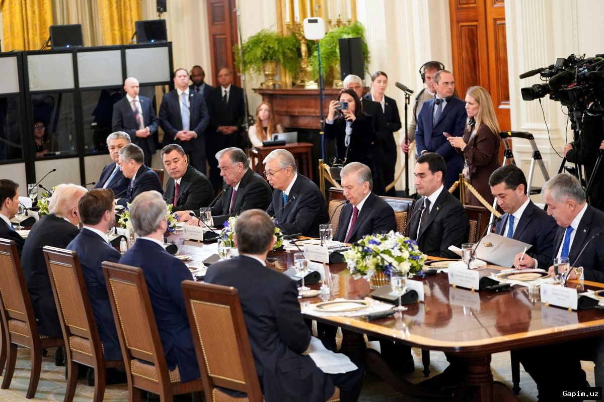 ⚔️🗣️ Trump's Claims on Eliminating Iranian Leadership Amid Negotiation Confusion