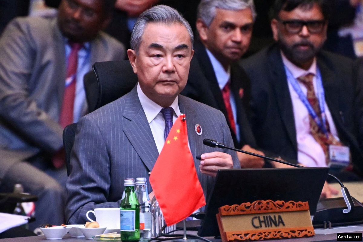 🌏🤝 China's Wang Yi tours Southeast Asia: Beijing projects stability amid war, tariffs, and US doubts