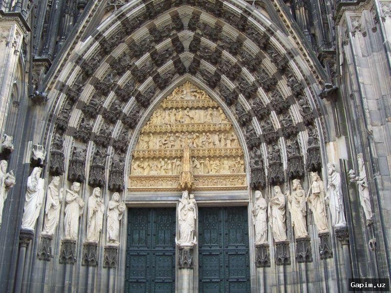 ️ Cologne Cathedral to Introduce Entrance Fee for Visitors