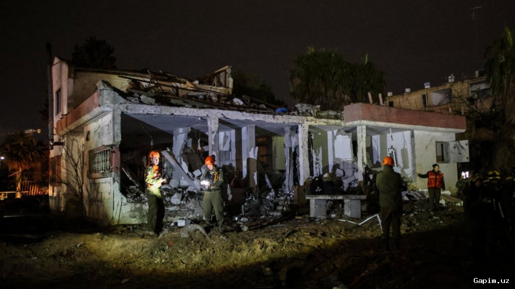 💥☢️ Iranian Missile Strikes Israeli Nuclear Facility in Dimona, Dozens Wounded