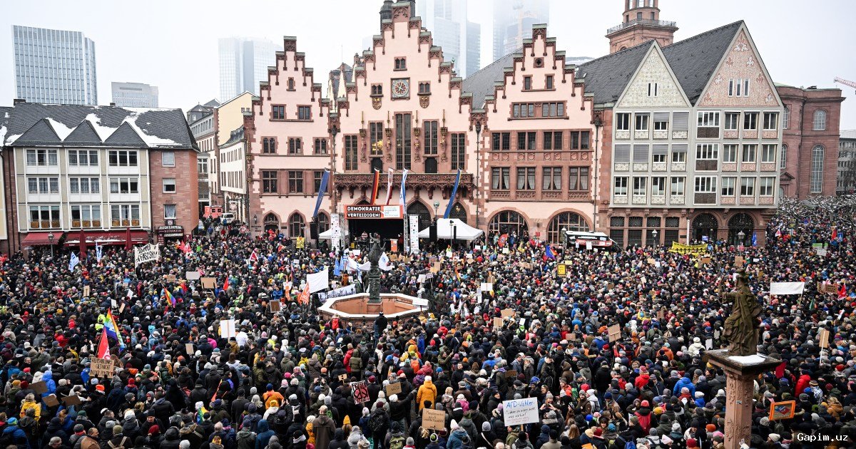 👨‍🎓🚫 Tens of Thousands of German Students Protest Against Potential Return of Military Conscription