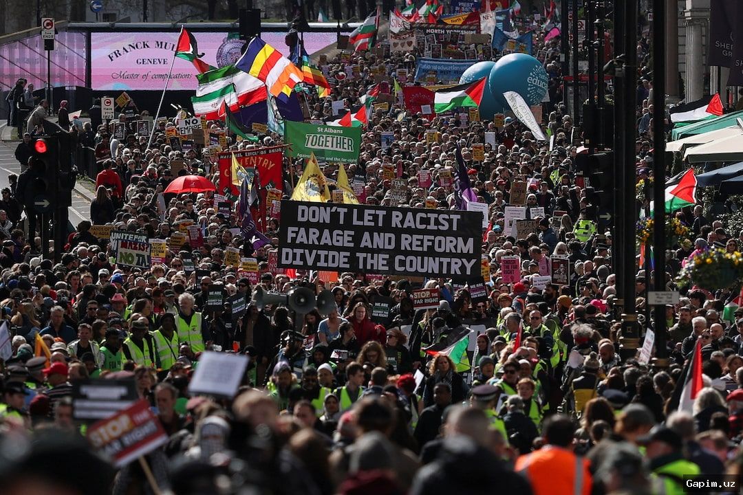 👥🚫 Historic Anti-Far-Right Protest in London: Hundreds of Thousands March Amid Rising Tensions