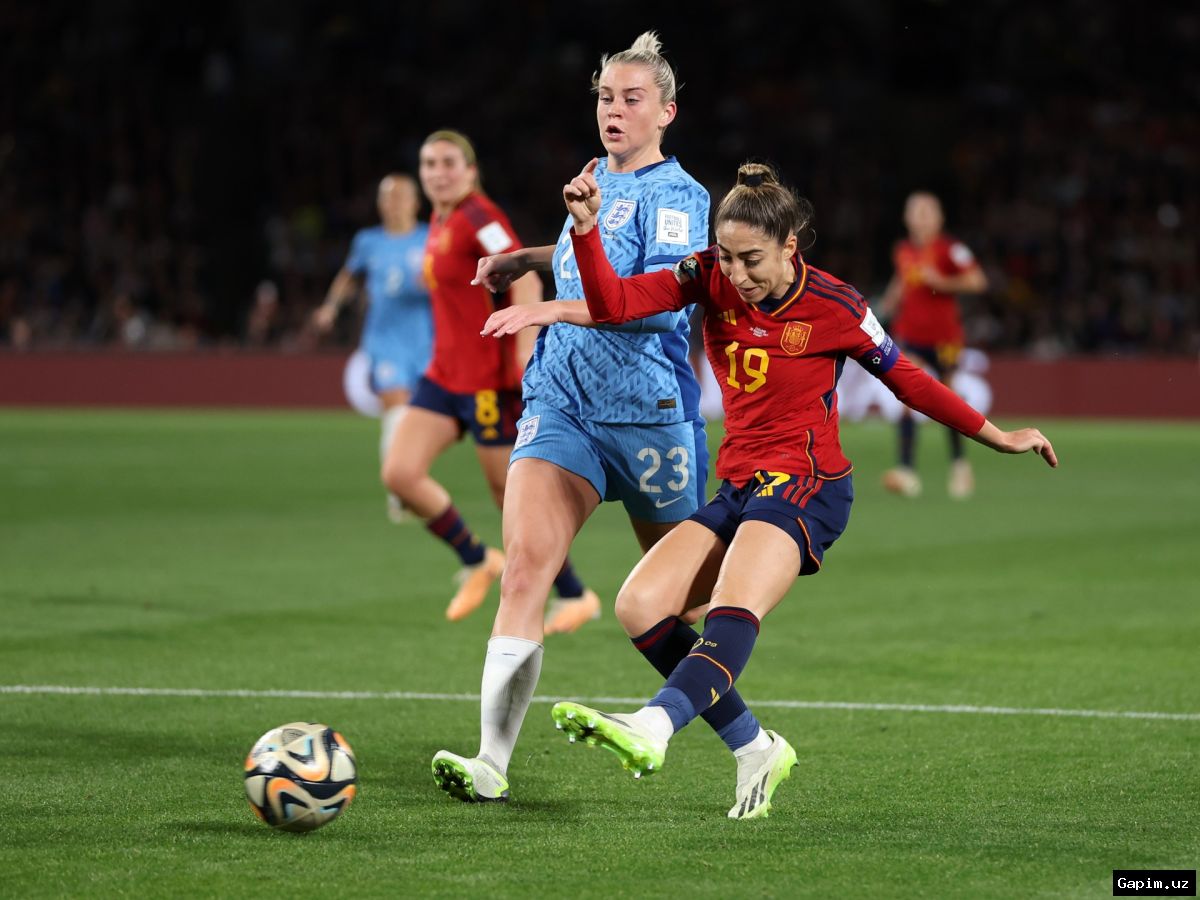 ⚽️🏆 Сборная Англии по футболу среди женщин одержала победу над Испанией и приблизилась к квалификации на ЧМ-2027