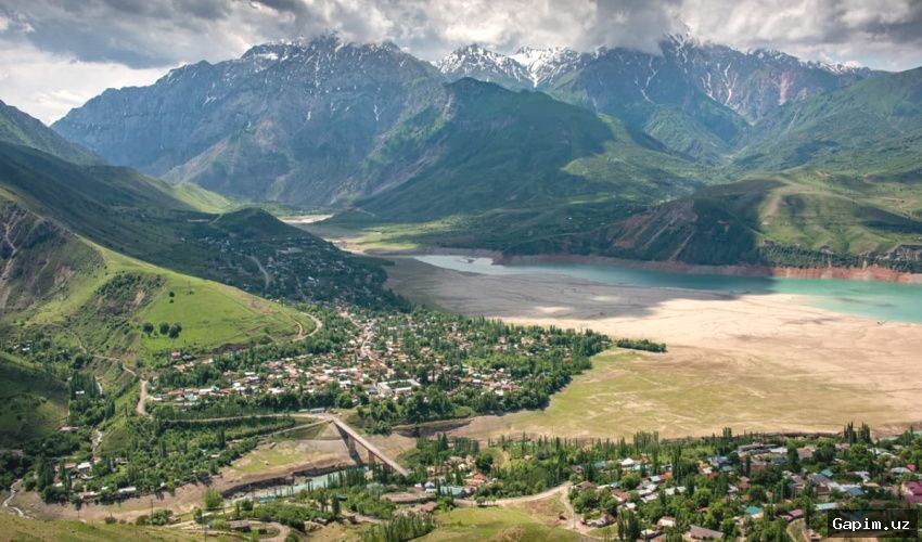 🌊🌿 Ugam daryosi va uning atrofidagi hududlar davlat gidrologik yodgorligi maqomini oladi