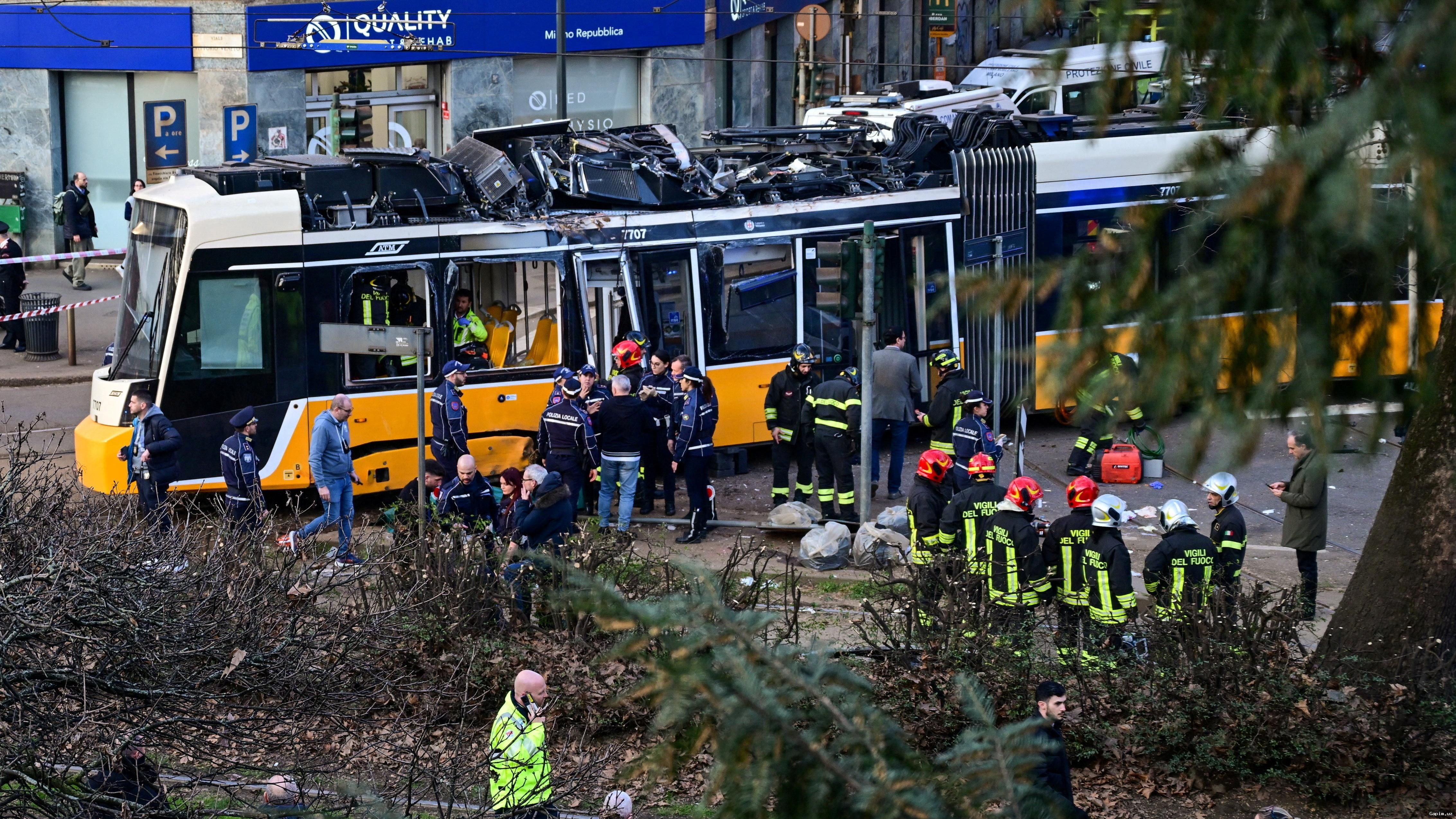 Tram Derails in Milan, Killing One and Injuring Dozens